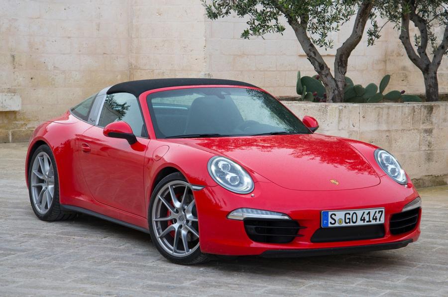  Porsche 911 Targa 2014 года  (фото 18 из 42)